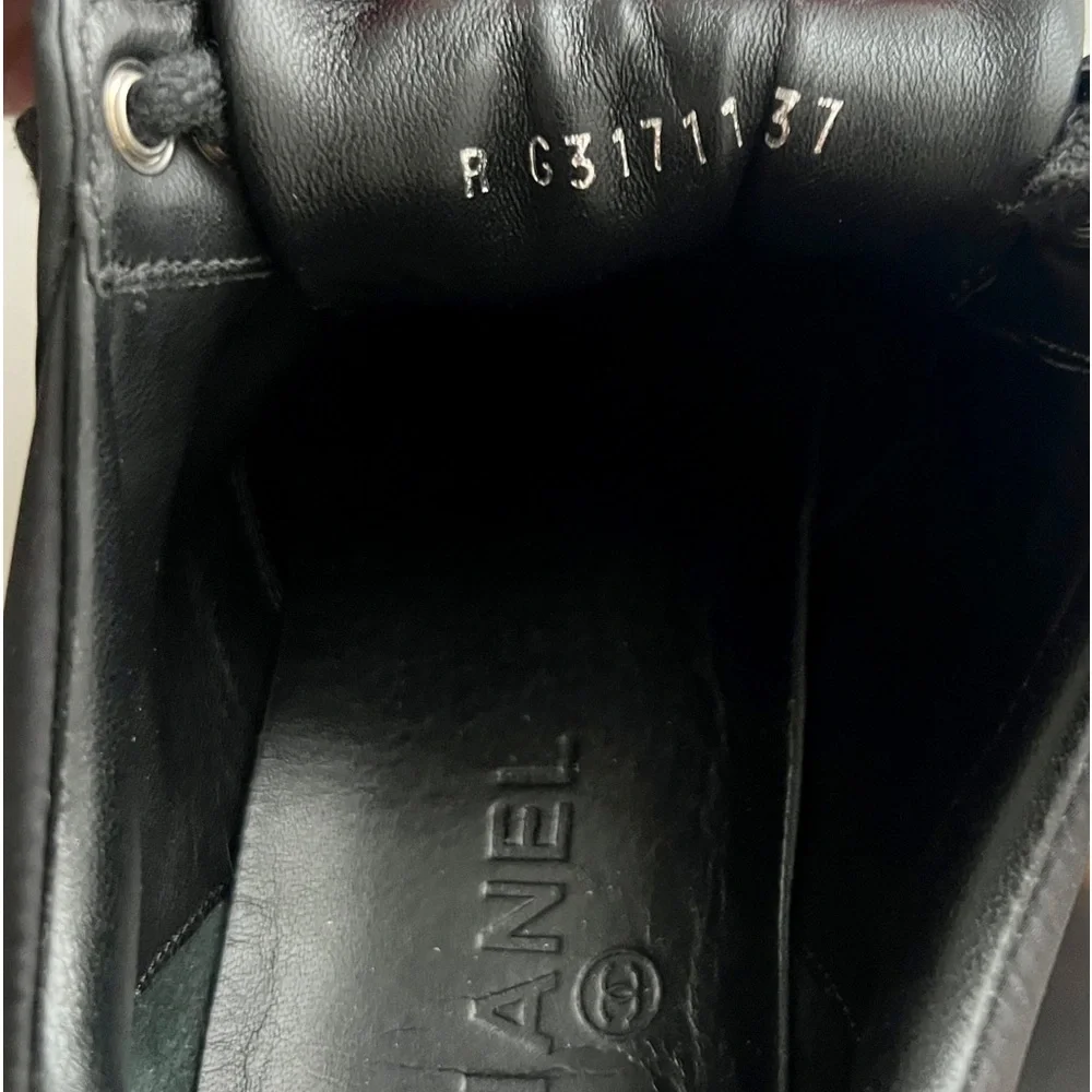 CHANEL 💯% Authentic Black Sneakers - Picture 4 of 5